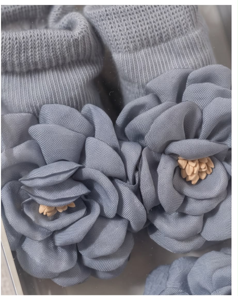 Baby Girl Grey Flower Socks & Headband Set – 2 Piece