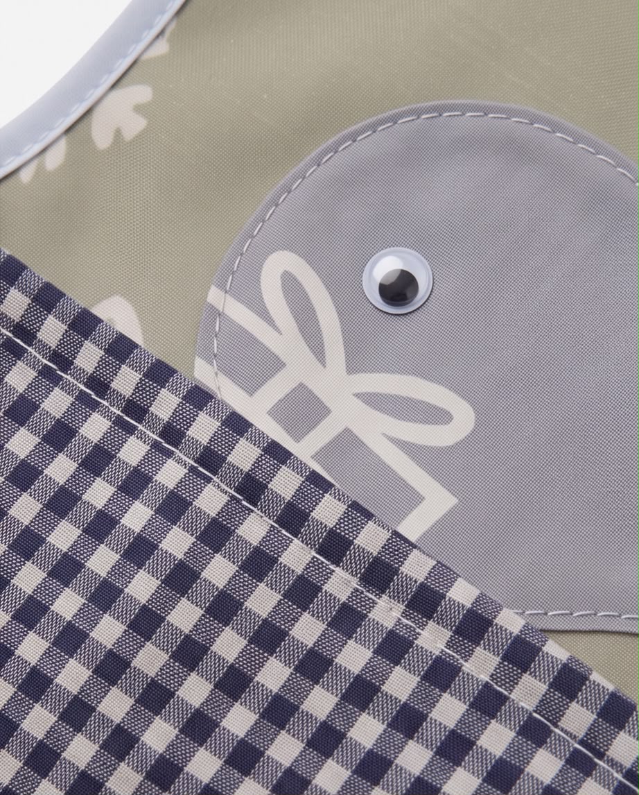 Baby Feeding Apron Bib – Cute Cartoon Design